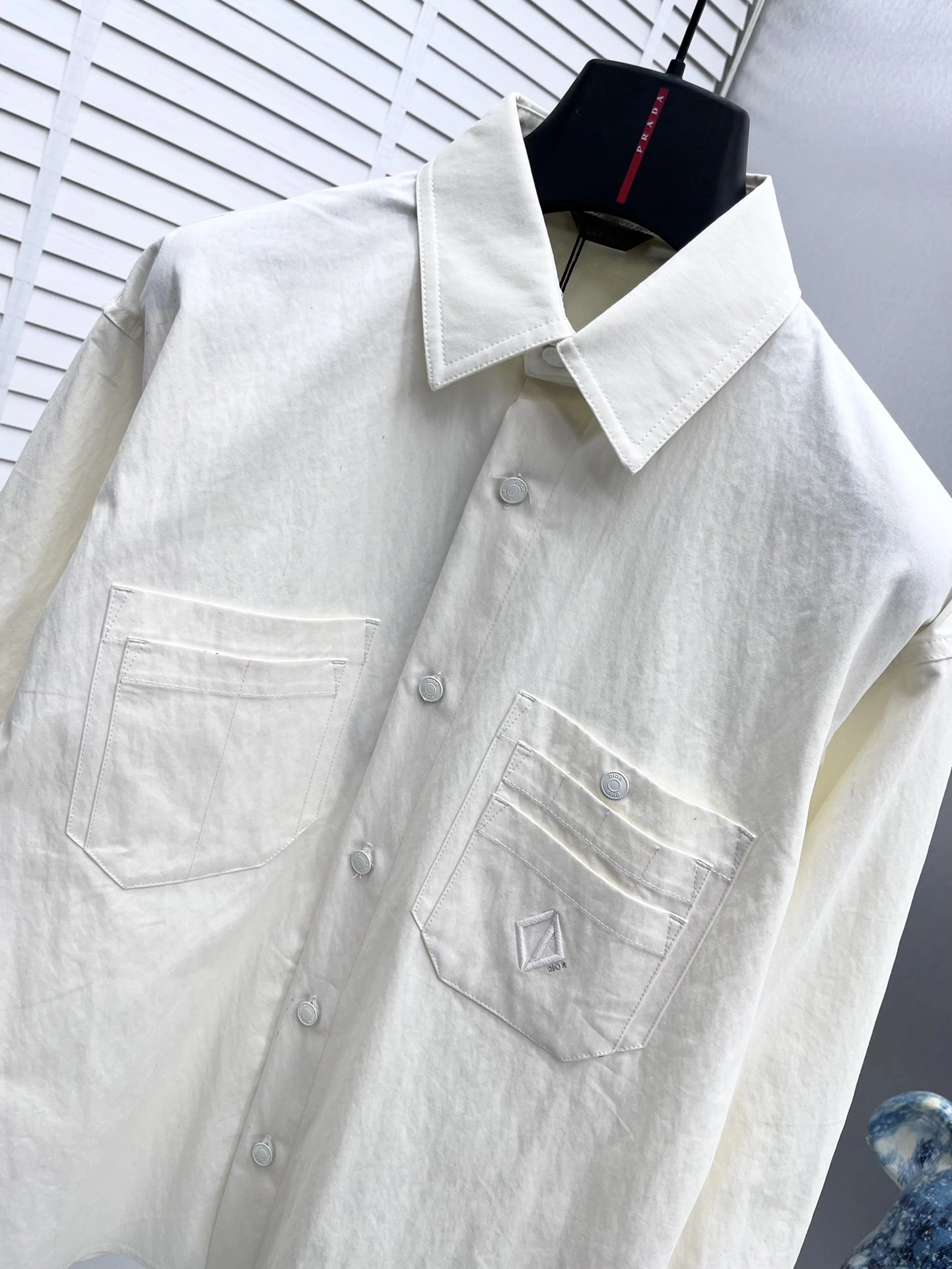 wg.luxury- 4ior item:E-F443J2521H